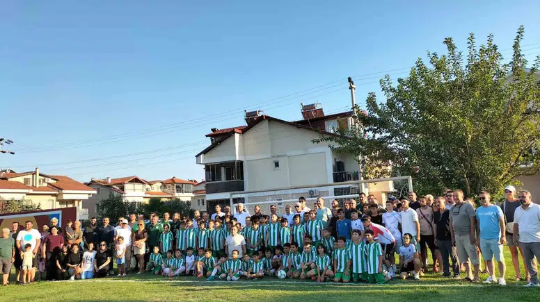 Köyceğizli minik kramponlar için büyük gün: Geleceğin yıldızları sahaya indi