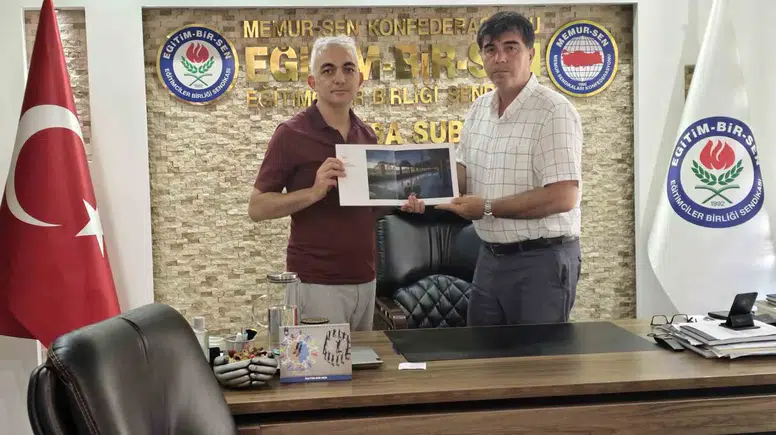 Manisalı fotoğrafçının büyük başarısı: 2 bin eseri geride bırakıp zirveye yerleşti