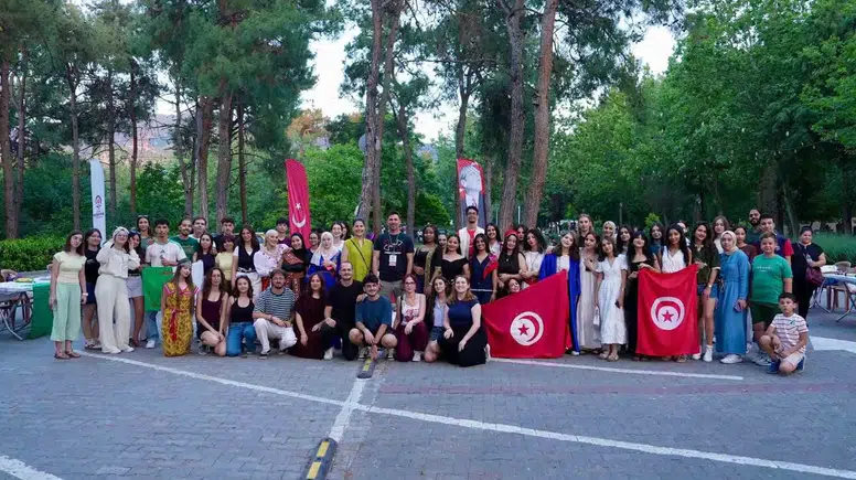 Çamlık Ormanı'nda altı ülkenin ezgileri yankılandı: Denizli'de kültür şöleni