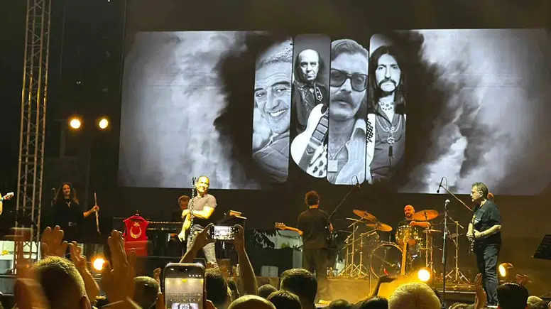 Bekilli’de nostalji rüzgarı: Kıraç sahneden efsanelere selam gönderdi