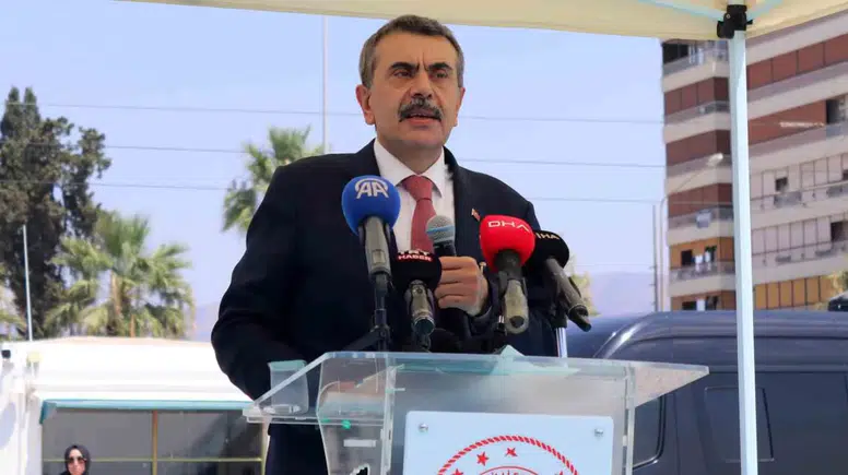 Bakan Tekin'den 'gelecek nesil' mesajı: 18 milyon evladımız bizim emanetimiz