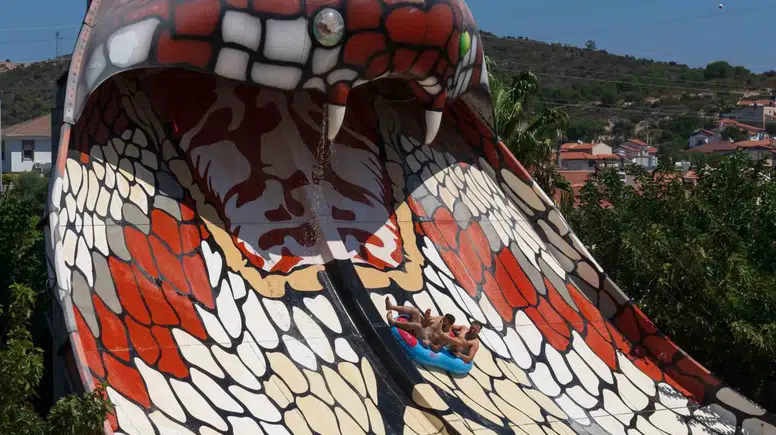 Yaz tatilinde gençlere özel ücretsiz aquapark organizasyonu