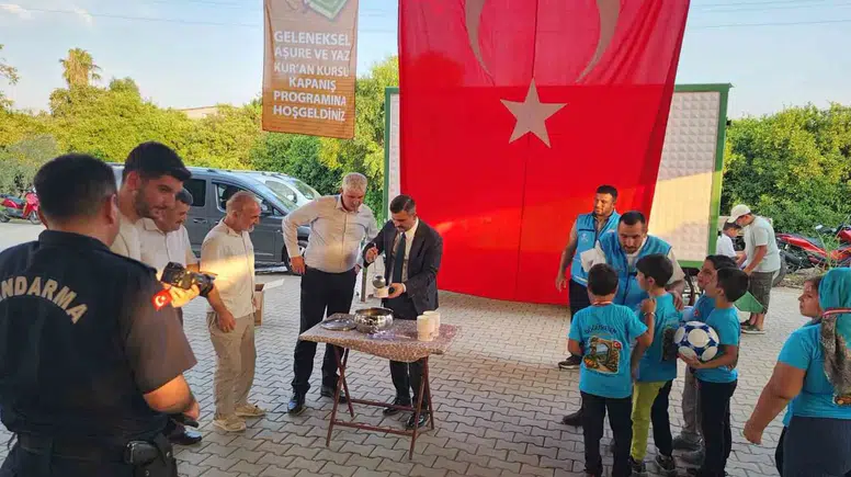 Döğüşbelen’de manevi iklim: Yaz kursu öğrencileri hünerlerini sergiledi