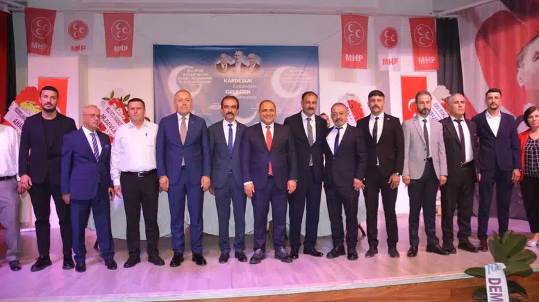 Demirci MHP’de kongre heyecanı: Veysel Çınar ile yeni dönem başladı