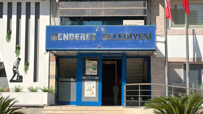 Menderes Belediyesi’nde gözler meclis salonunda: Yeni başkan vekili belirleniyor