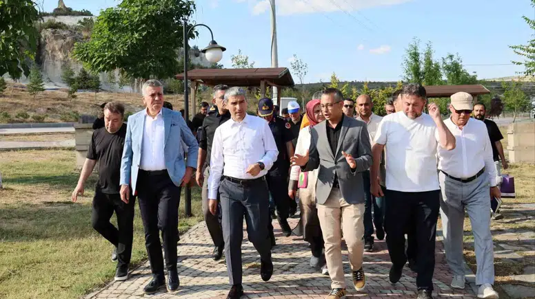 Emre Gölü semalarında görsel şölen: Gözler 12 Ağustos’a çevrildi