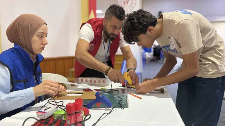 Aydın’da teknoloji rüzgarı: Genç yetenekler atölye eğitimi için ter döktü