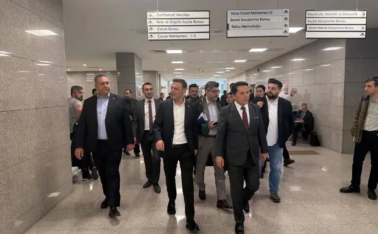 'Kent uzlaşısı' davası reddi hakim talebiyle 7 Ekim'e ertelendi