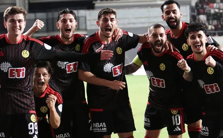 İzmir’de Atalay Yıldırım şov: Eskişehirspor geriden gelip Altay’ı dağıttı
