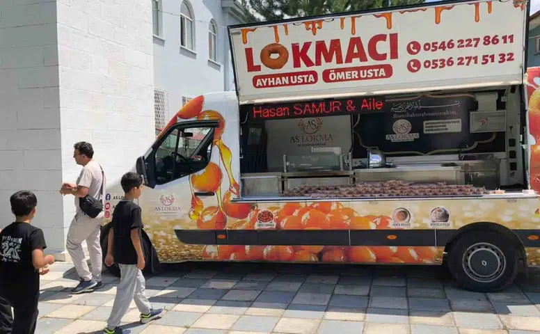 Acı kazada kaybettikleri silah arkadaşları için bir araya geldiler: Dualarla andılar