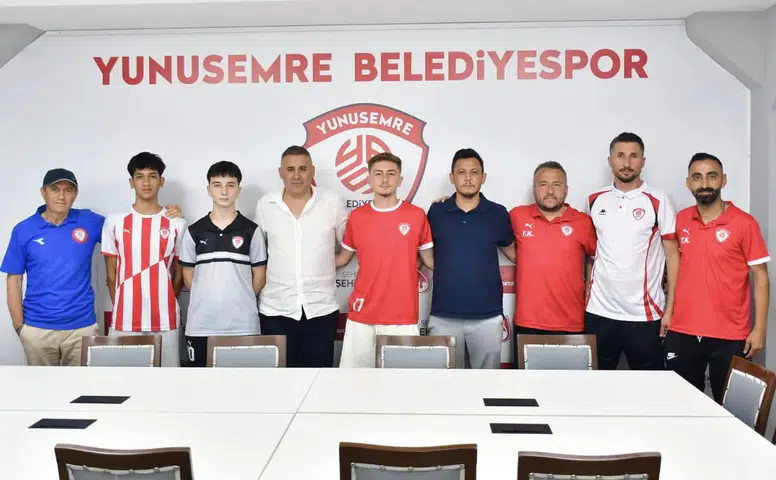Yunusemre Belediyespor'da yeni dönem: Genç yeteneklere deneyimli emanetçiler