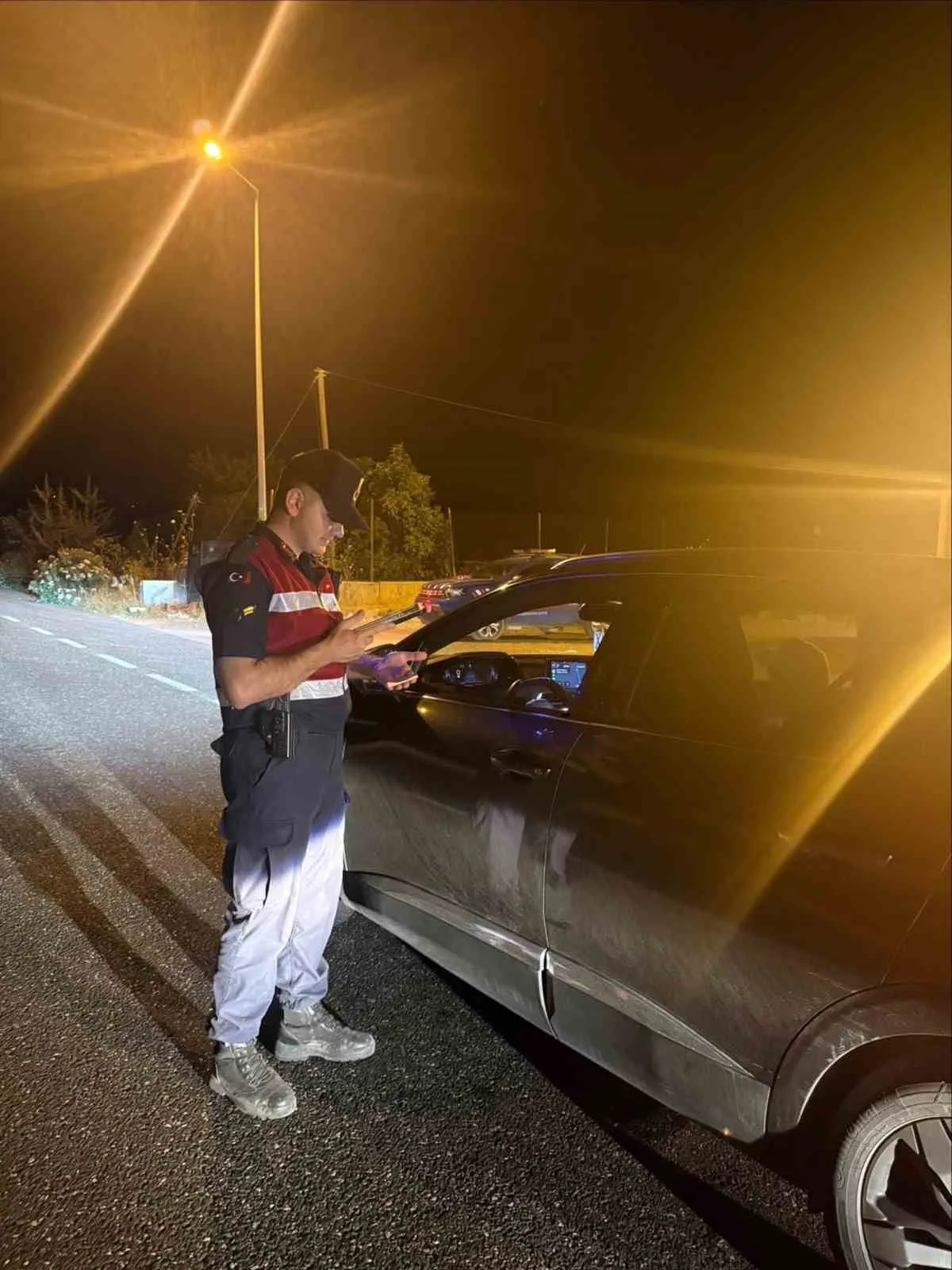Muğla’da jandarma nefes aldırmadı: Bir haftada 100 şüpheli yakalandı