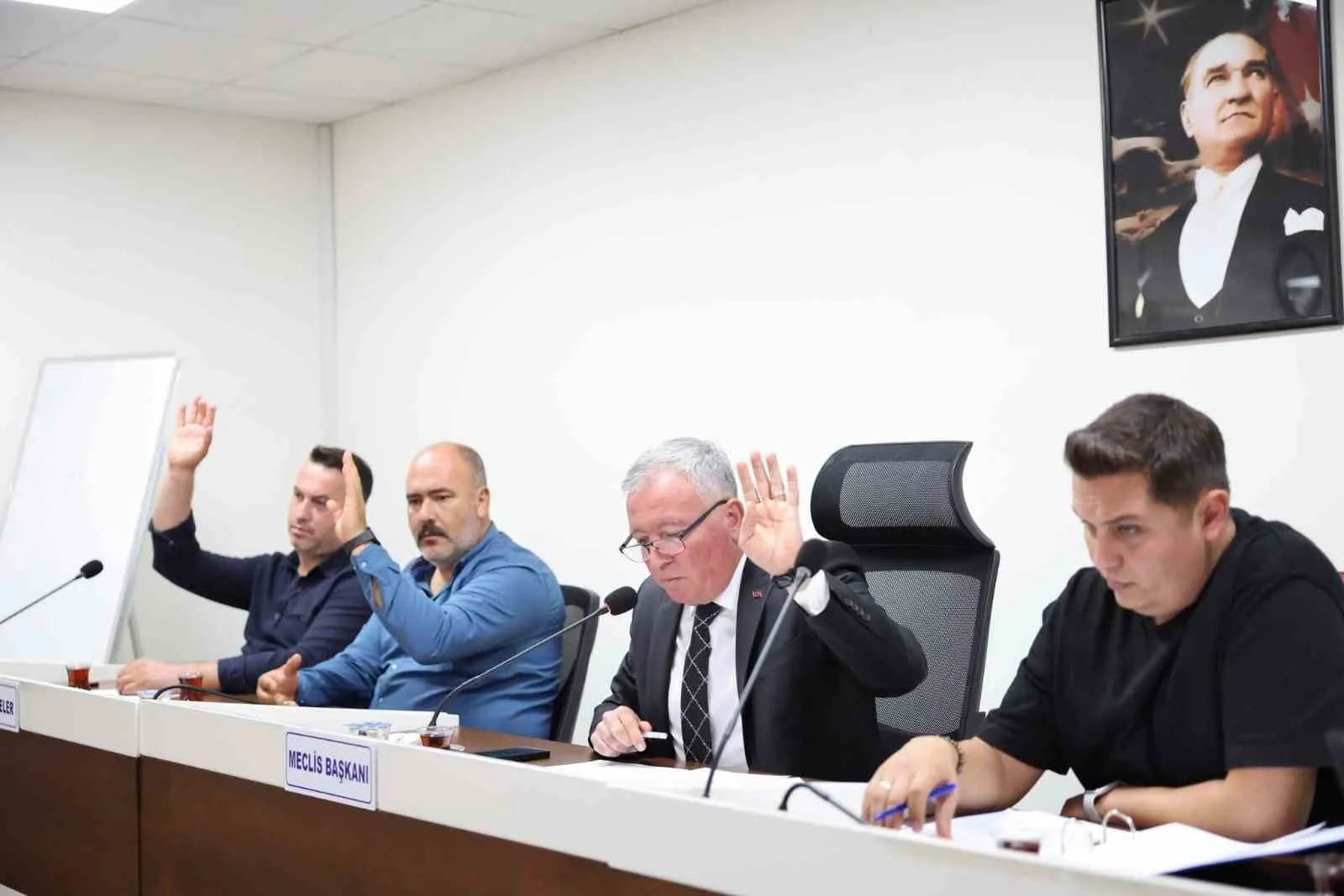 Honaz'da bütçe mesaisi tamamlandı: 810 milyon liralık vizyon onay aldı