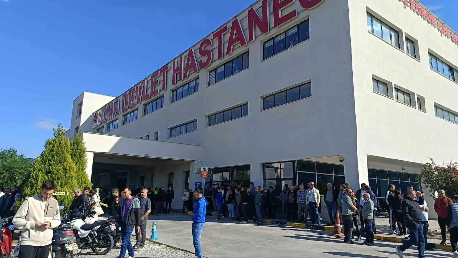 Soma'da maden ocağında panik: 5 işçiye ulaşmak için yoğun çaba