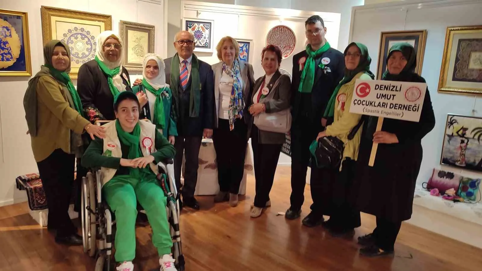 Denizli’den Yalova’ya anlamlı çıkarma: 88 yaşındaki çınarlar farkındalık için sahnede