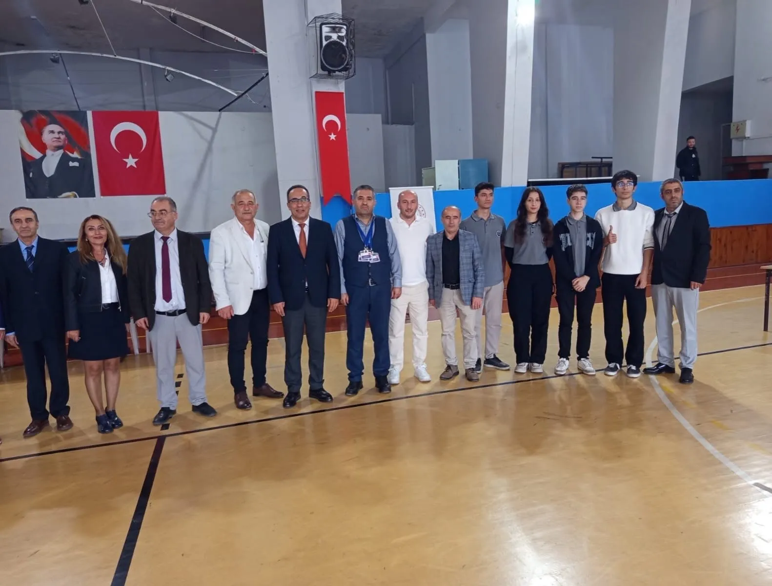 Geleceğin çevrecileri Efeler’de sahne aldı: Yarışmanın şampiyonları ödüllendirildi