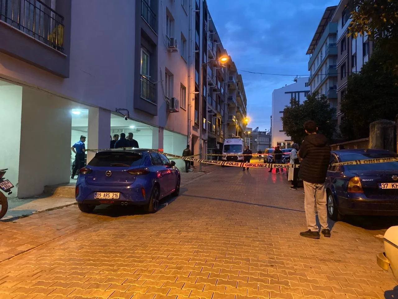 Siyasetin karanlık olayındaki isim evinde cansız bulundu