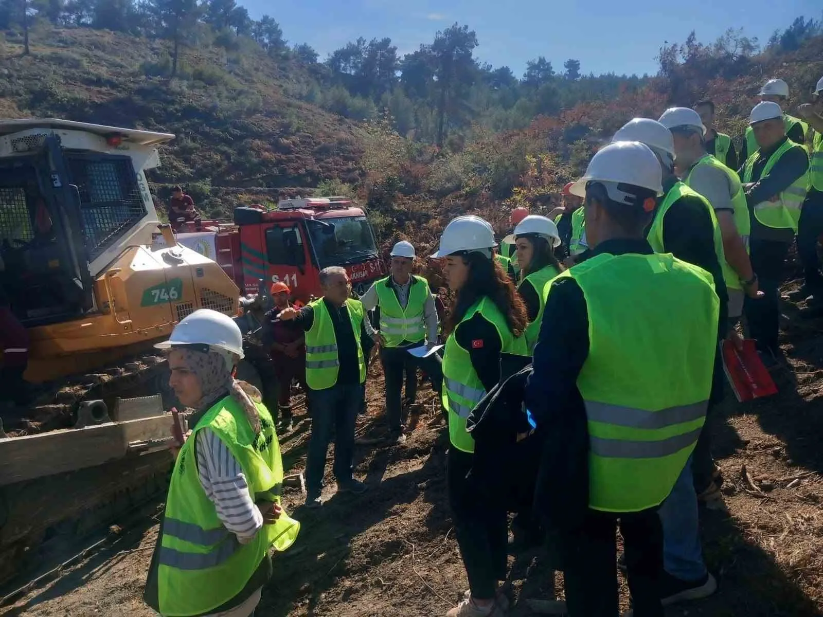 Akhisar ormanlarında bilimsel seferberlik: Gelecek nesillere daha sağlıklı bir ekosistem