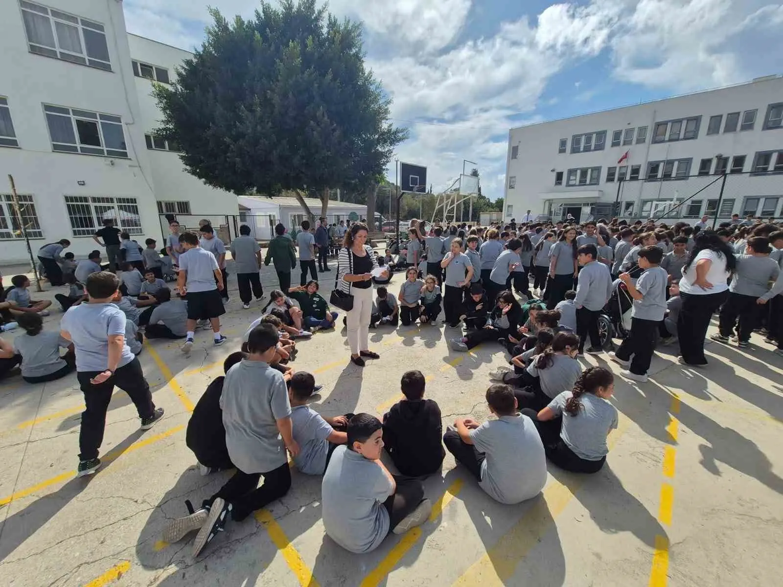 Bodrum'da saniyelerle yarışan tatbikat: Geleceğin nesilleri afetlere hazırlanıyor