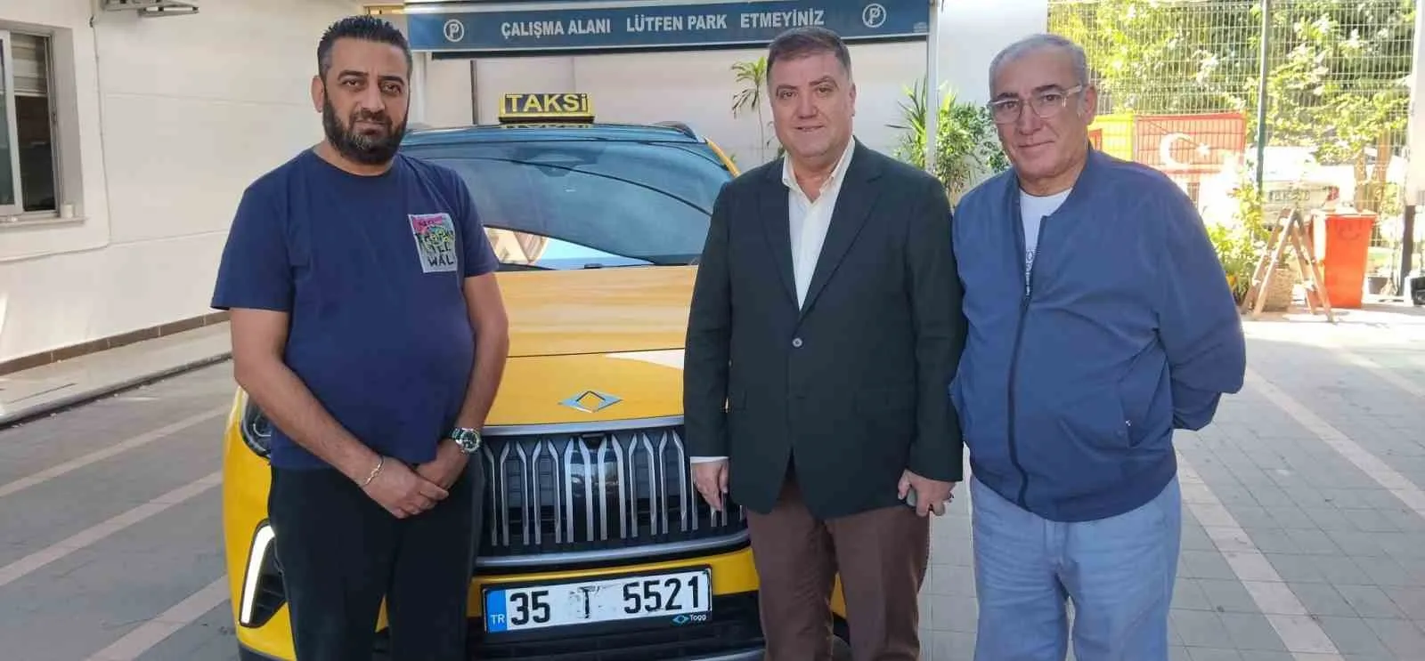 İzmir’in taksi duraklarında yerli teknoloji dönemi: TOGG göreve hazır