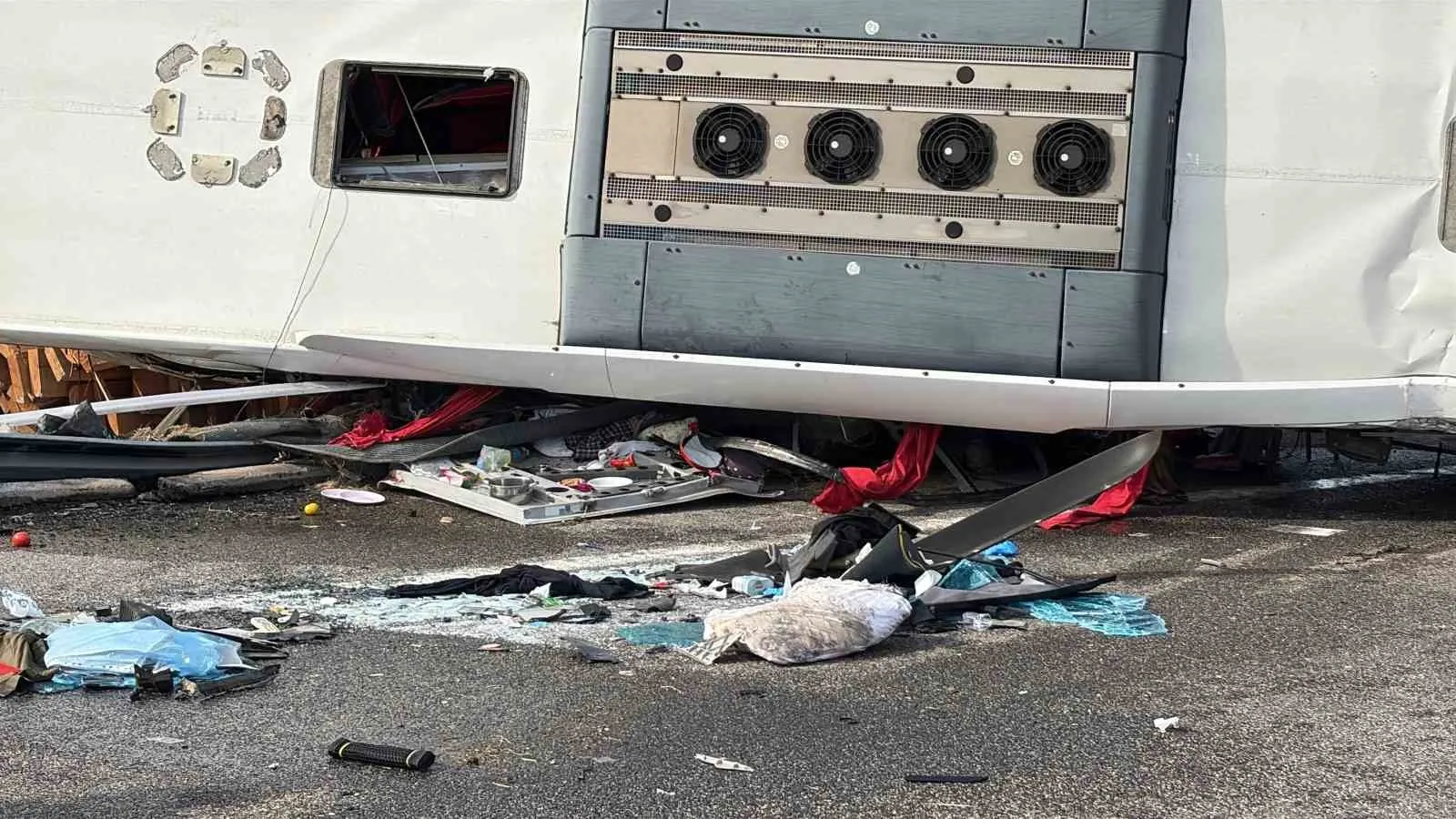 Manisa'daki feci kazadan geriye acı dolu sözler kaldı: Yanlış yola girince geri manevra yaptılar