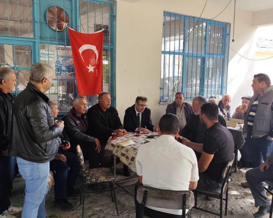 Uşak’ta tarladan sofraya verim seferberliği: Müdür Bilir üreticiyle buluştu