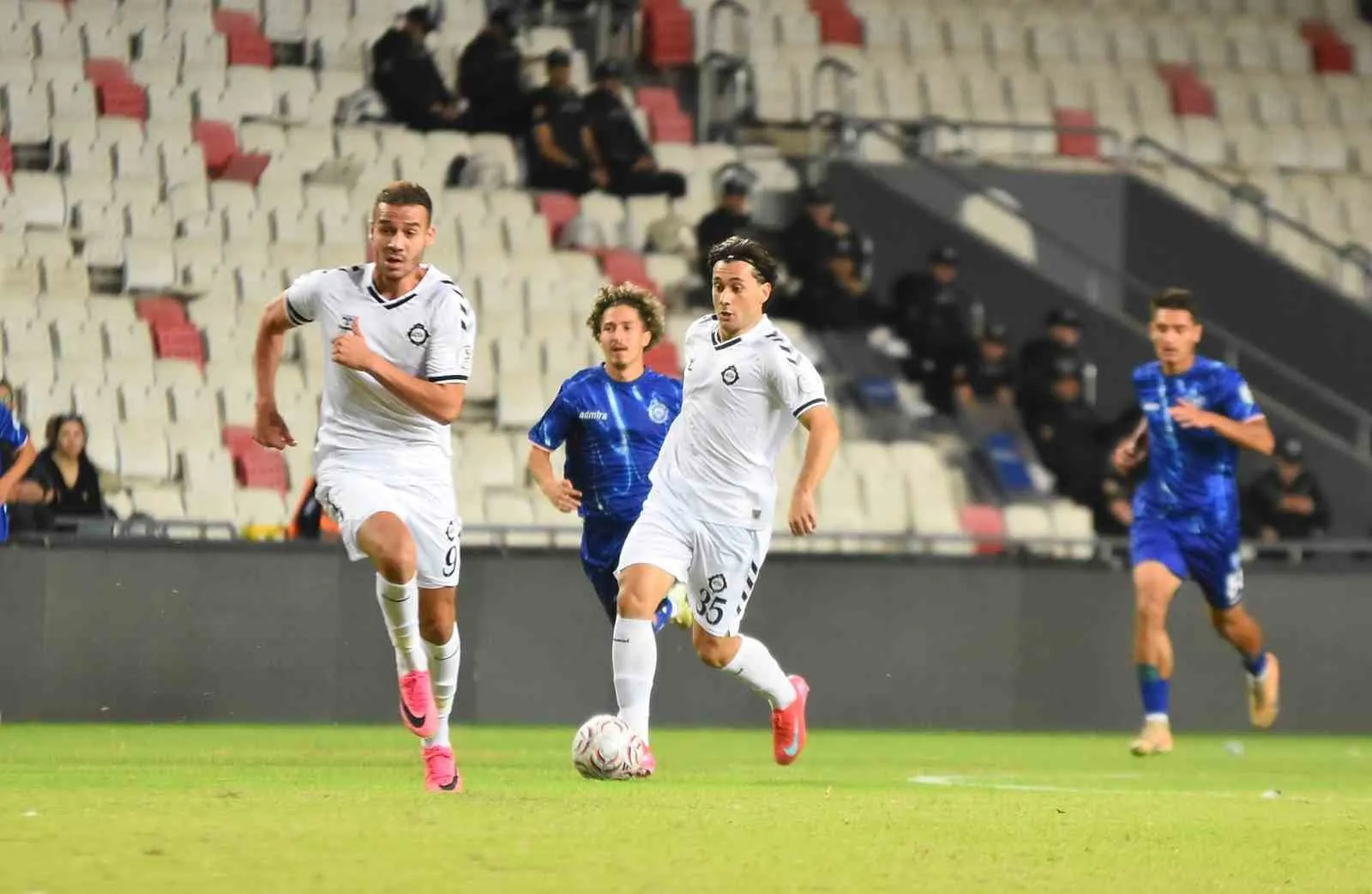 Alsancak Mustafa Denizli Stadı'nda puanlar bölüşüldü: Altay'ın gol orucu bozulmadı