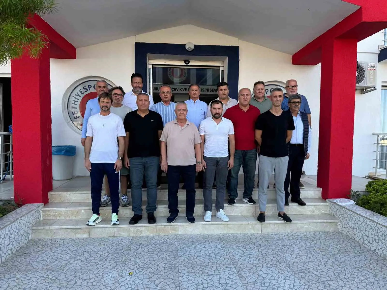 Fethiyespor’da tanıdık isimle yeni dönem: Mustafa Ceviz dümenin başına geçti