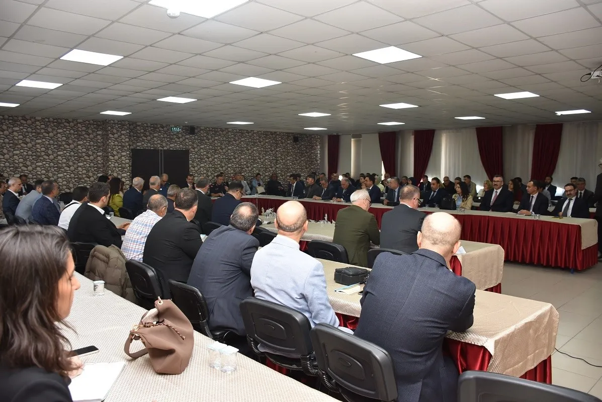 Salihli'de egitimde yeni dönem: Çocuklar dijital kalkanla korunacak