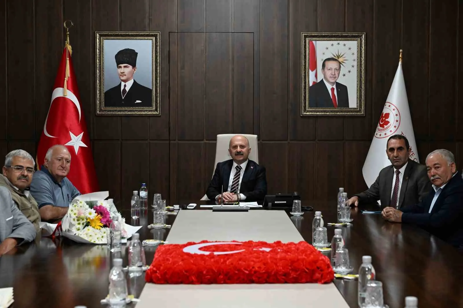 Aydın’da muhtarlarla kritik zirve: Hizmet akışı masaya yatırıldı