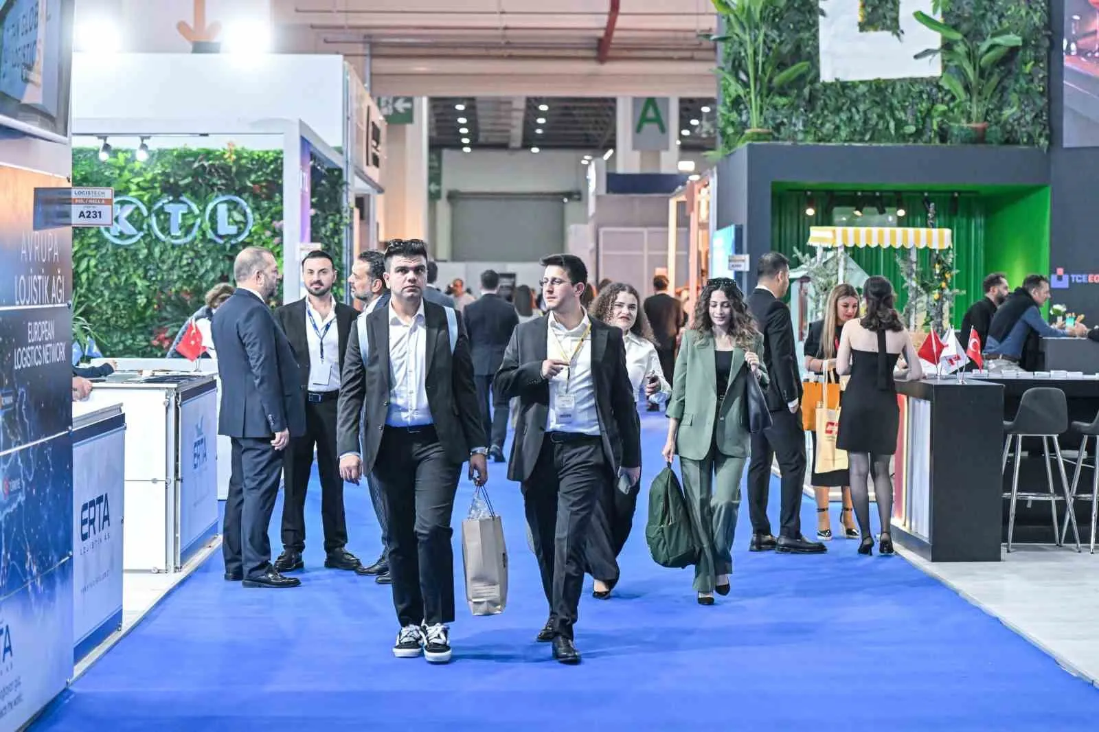 İzmir lojistik üssü olma yolunda dev adım: 5. LOGISTECH kapılarını dünyaya açtı