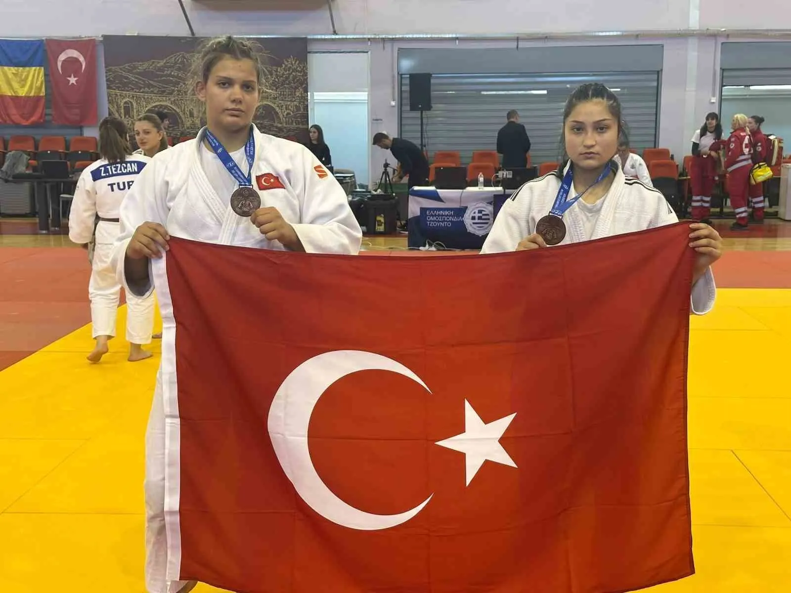 Manisa'nın gurur tablosu: Salihlili judocular Balkan kürsüsünde