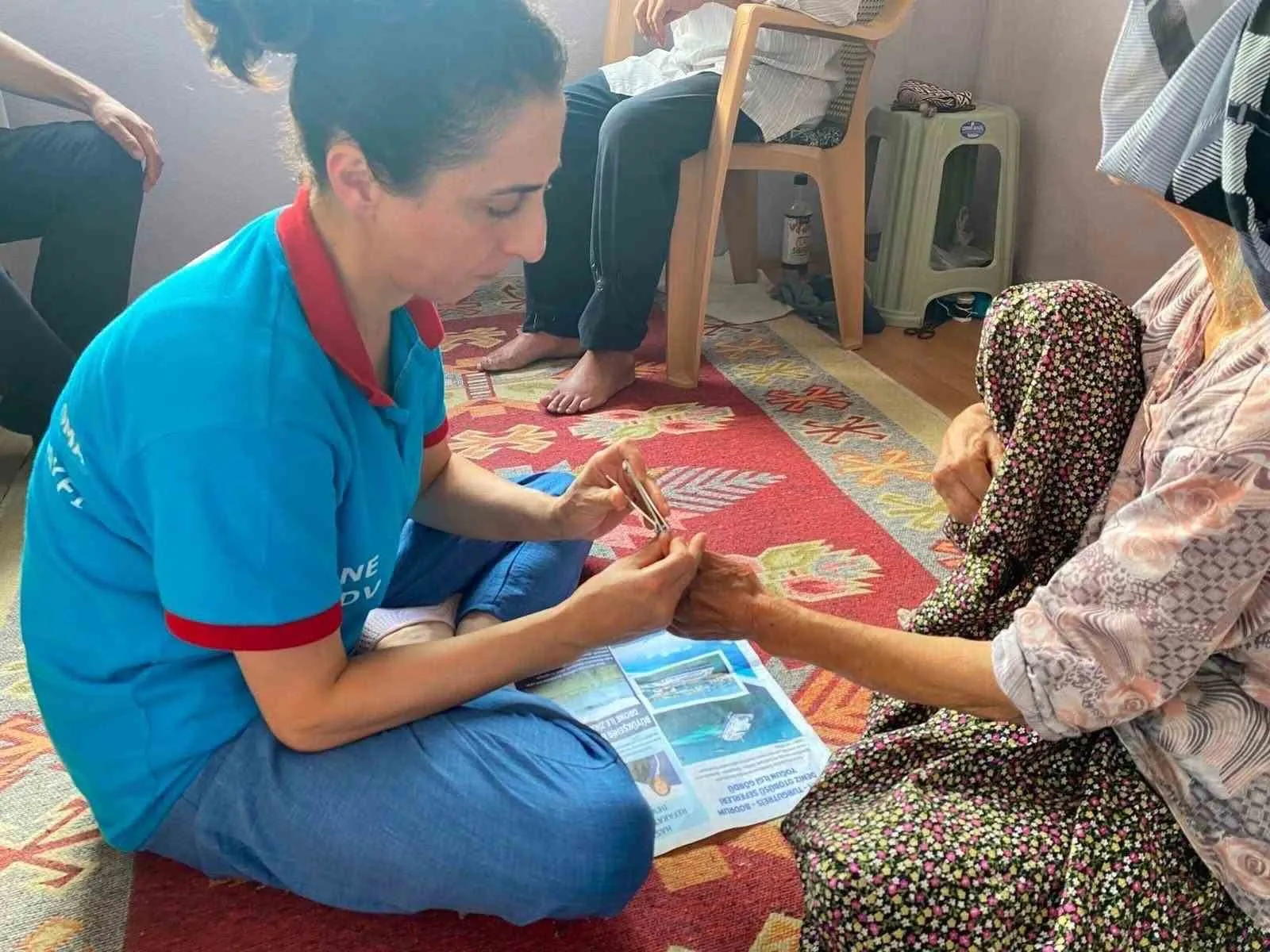 Çine’de gönüllere dokunan hizmet: Yalnız yaşayanların evinde Vefa rüzgarı esiyor