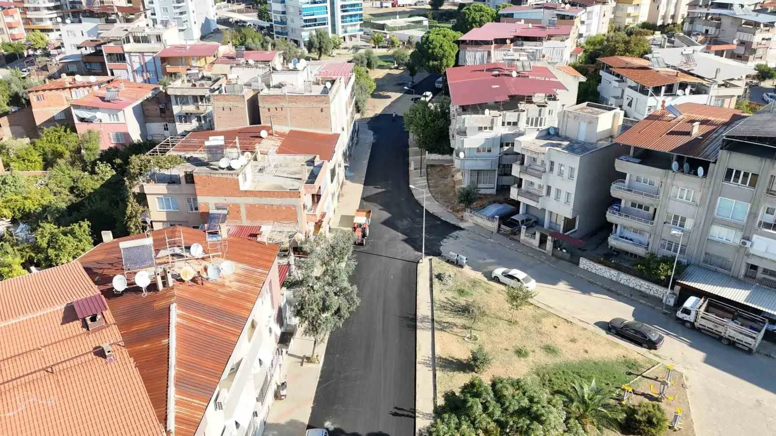 Nazilli’de asfalt mesaisi: Zafer Mahallesi’nin çehresi değişti