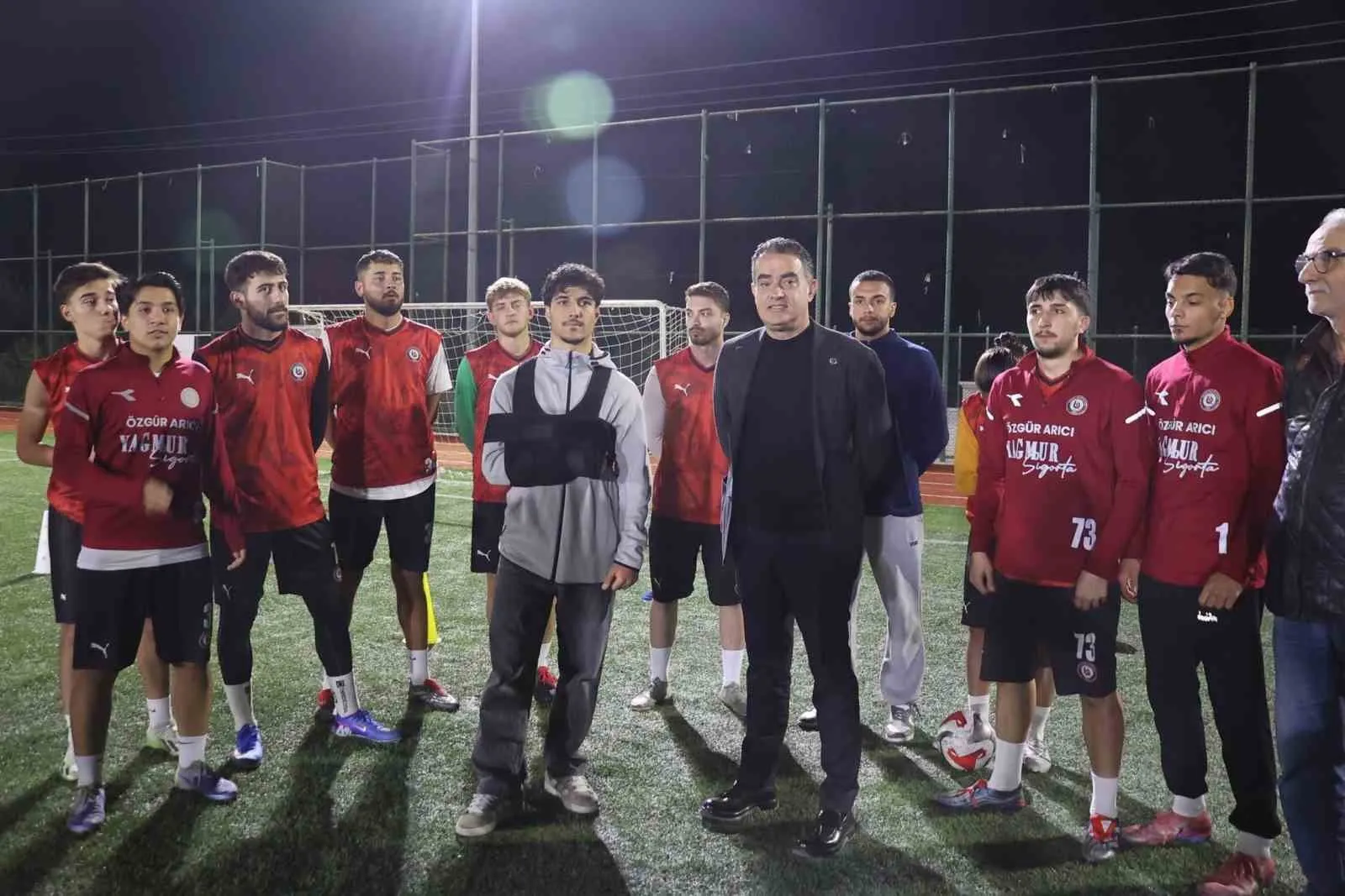 Zorlu kazadan sonra ilk durak antrenman sahası: Başkan Arıcı’dan tam destek