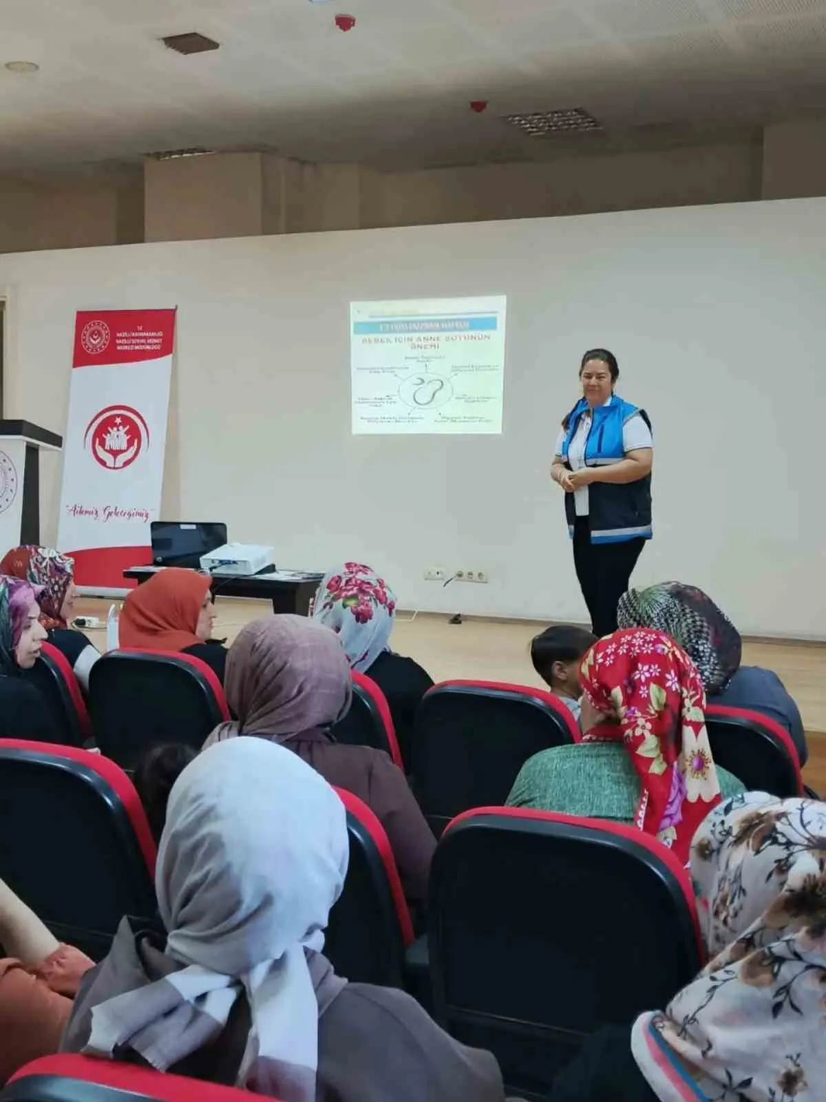 Nazilli’de bilinçli annelik dönemi: Uzmanlardan kapsamlı rehberlik hizmeti
