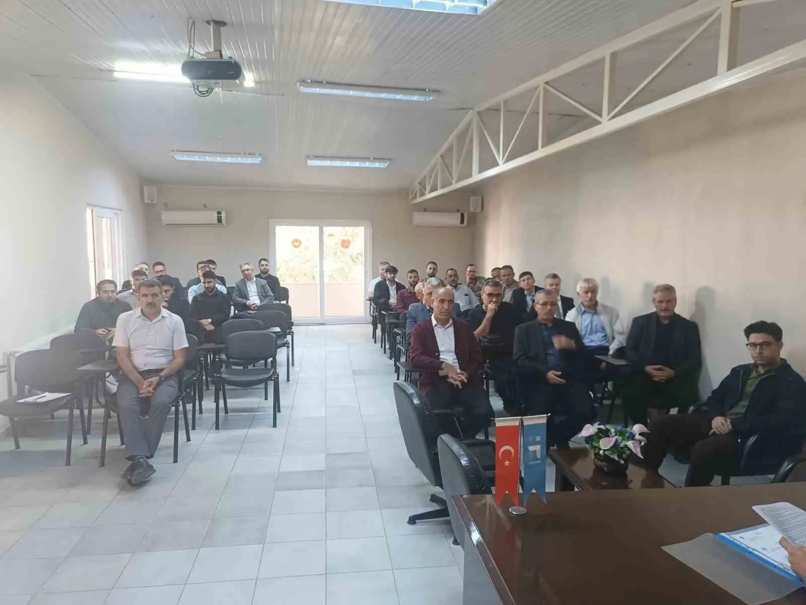Yenipazar Müftülüğünde mesai disiplini ve hizmet kalitesi masaya yatırıldı