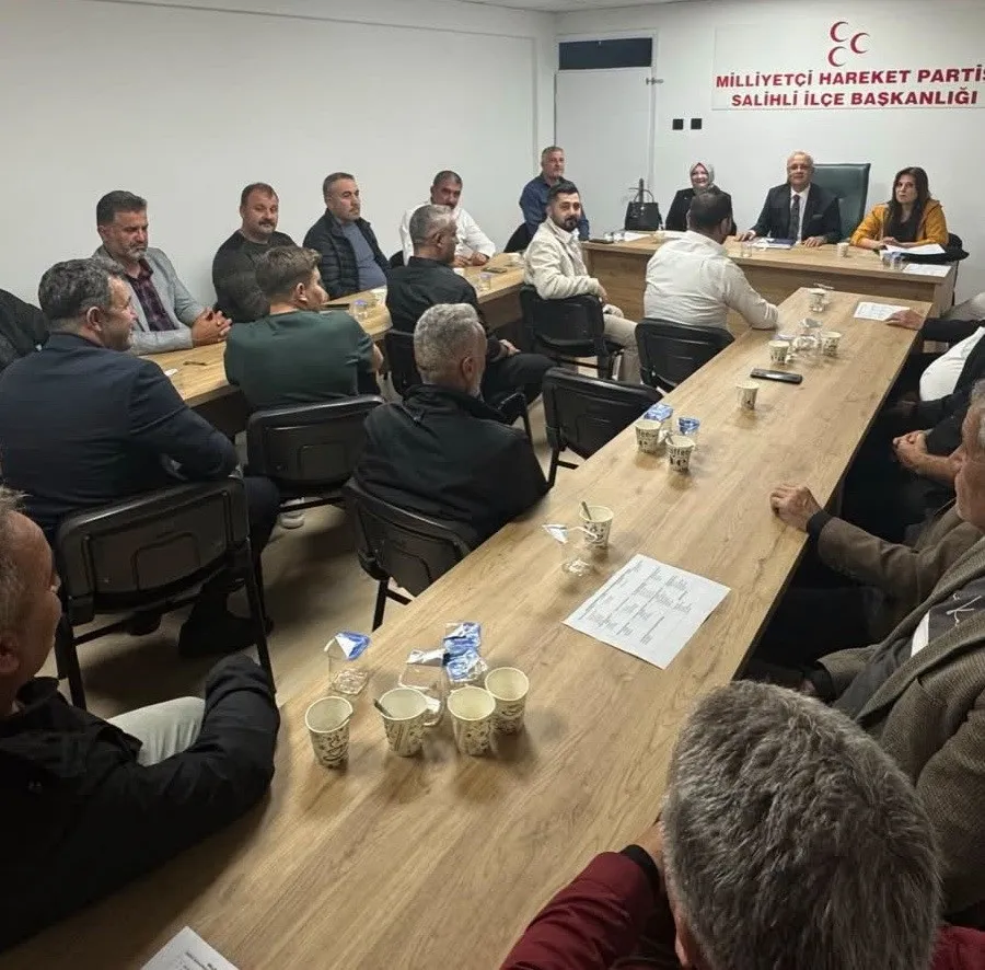 MHP Salihli’de mesai başladı: Görevler paylaşıldı