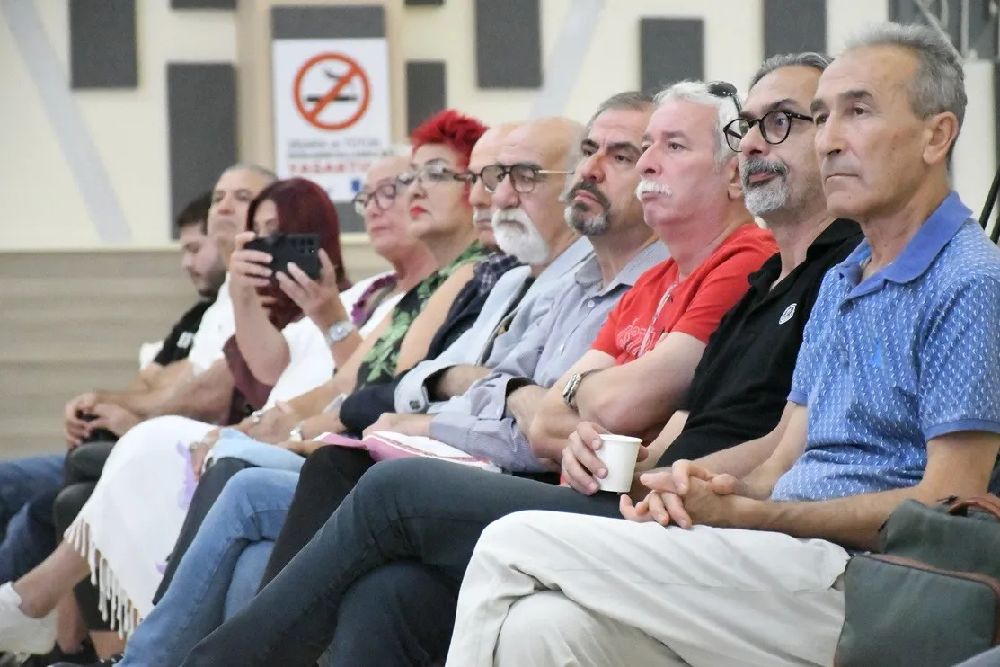 Kuşadası’nda betonlaşma alarmı: 30 bin dönüm tarım arazisi yok oldu