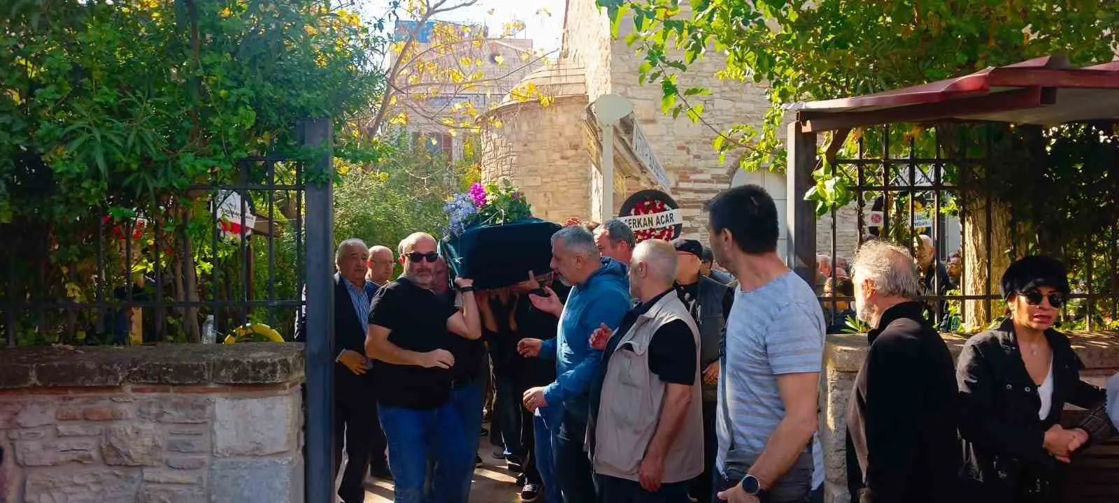 Aliağa’da vefa dolu veda: Eski belediye başkanı dualarla uğurlandı