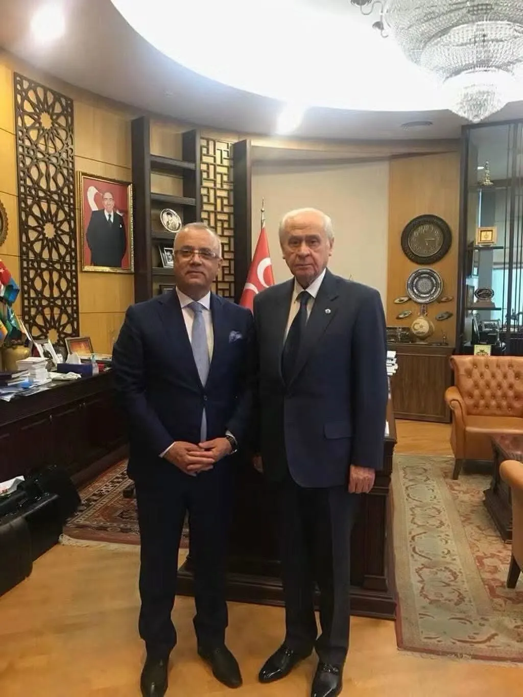 Salihli siyasetinde kritik atama: MHP'nin yeni ilçe başkanı Zeki Kayda oldu