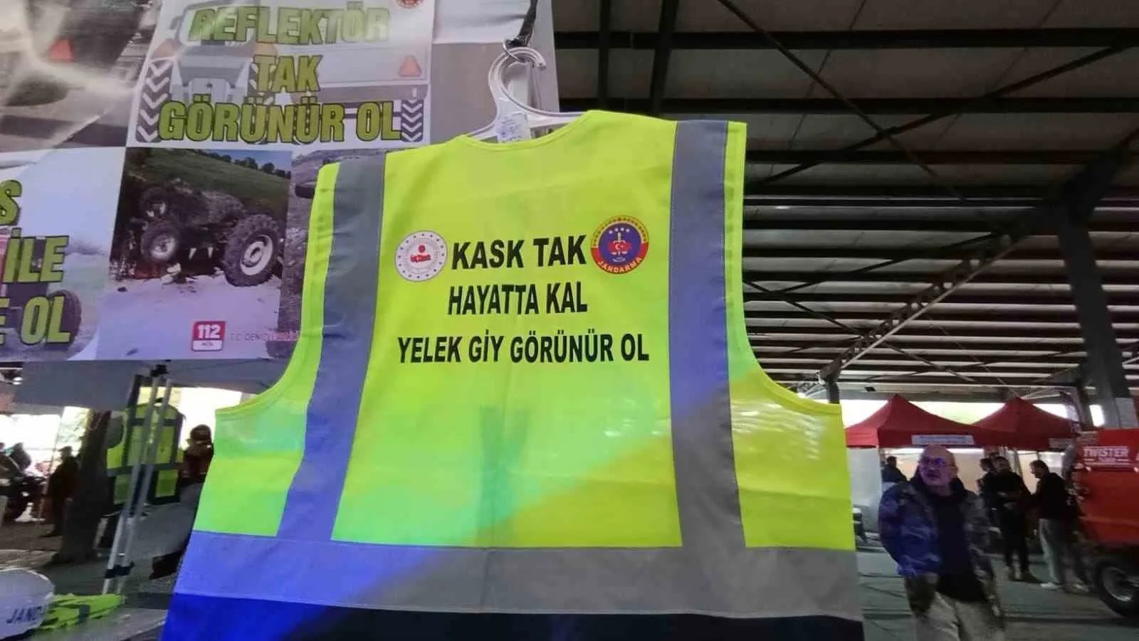Çivril yollarında güvenlik seferberliği: Jandarmadan sürücülere kritik destek