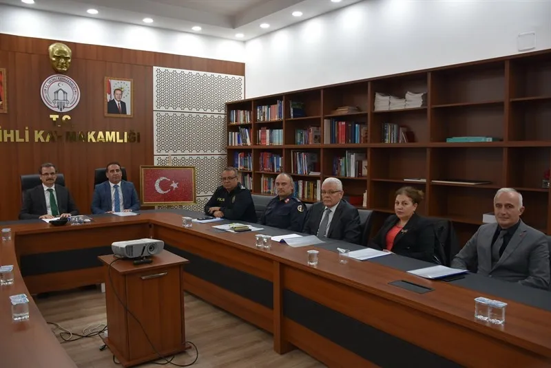 Manisa'da KPSS mesaisi: Binlerce aday için kritik hazırlıklar masaya yatırıldı