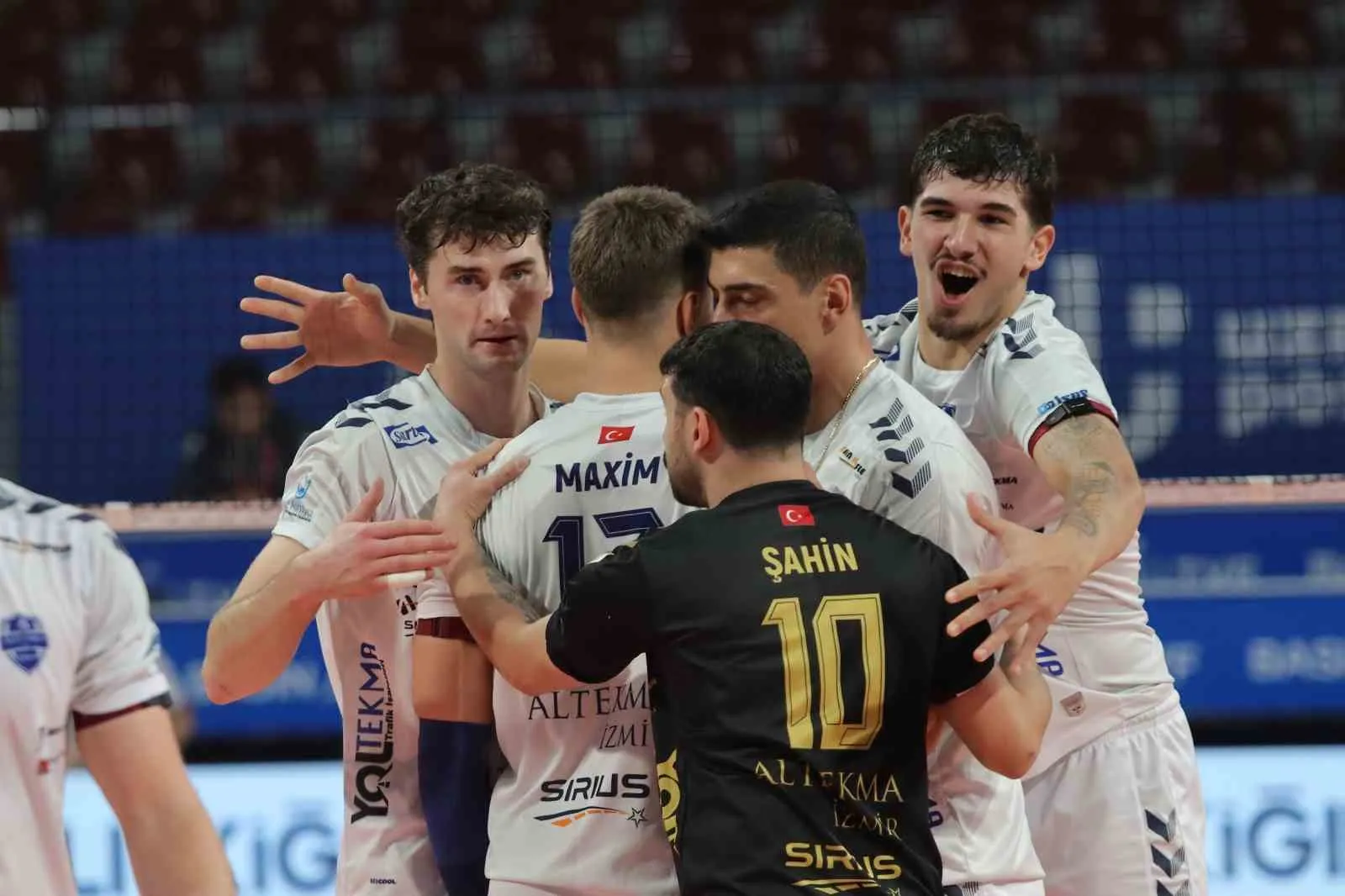 Başkent temsilcisi İzmir’de hata yapmadı: Halkbank set vermeden kazandı