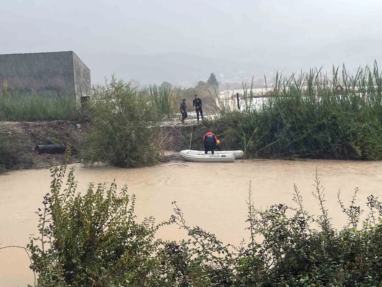 Muğla’da sağanak kabusu: 250 kişilik dev ordu sahada teyakkuzda