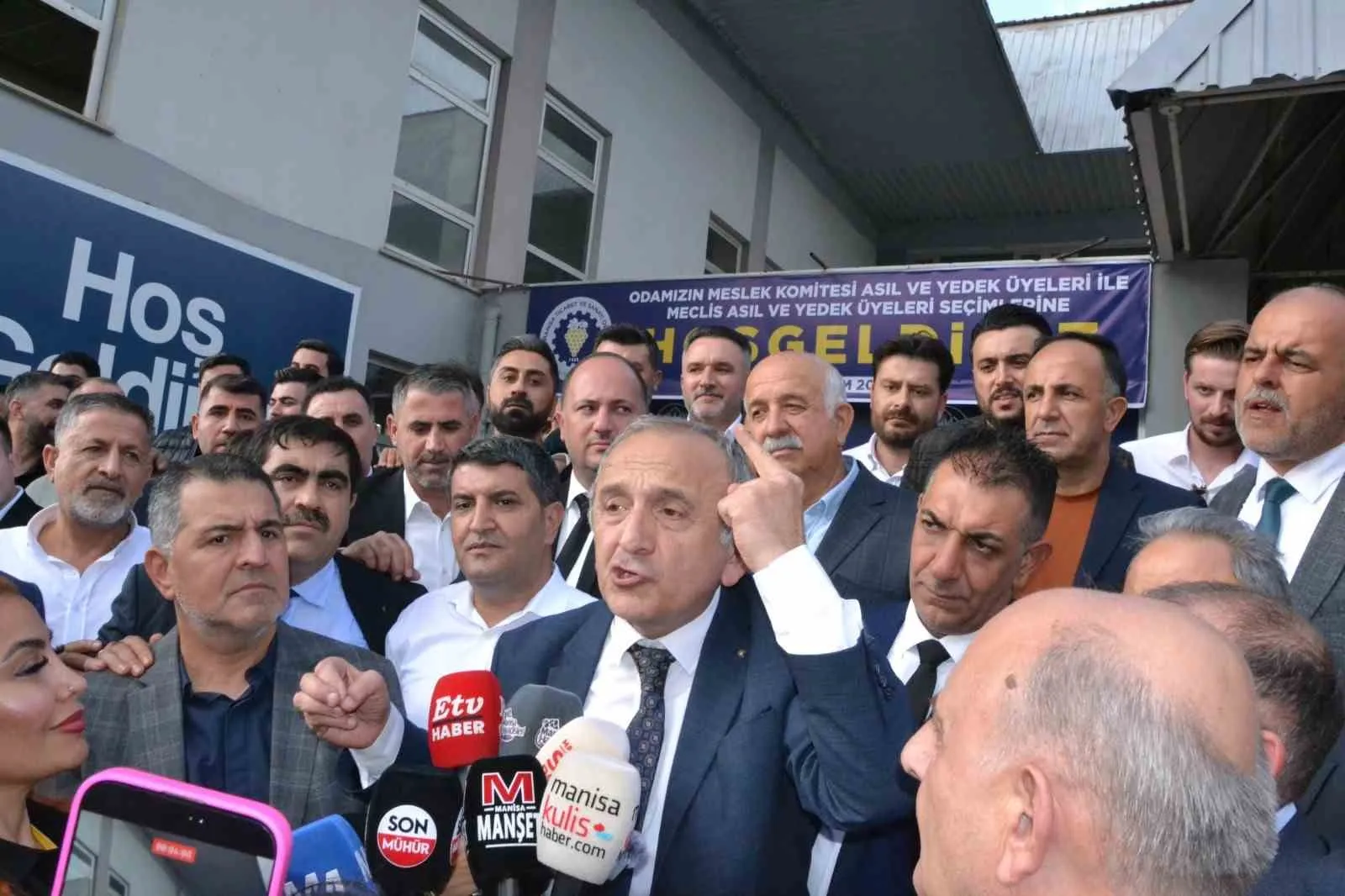 Manisa iş dünyasında sandık mesajı: Mehmet Yılmaz’a üyelerden tam destek