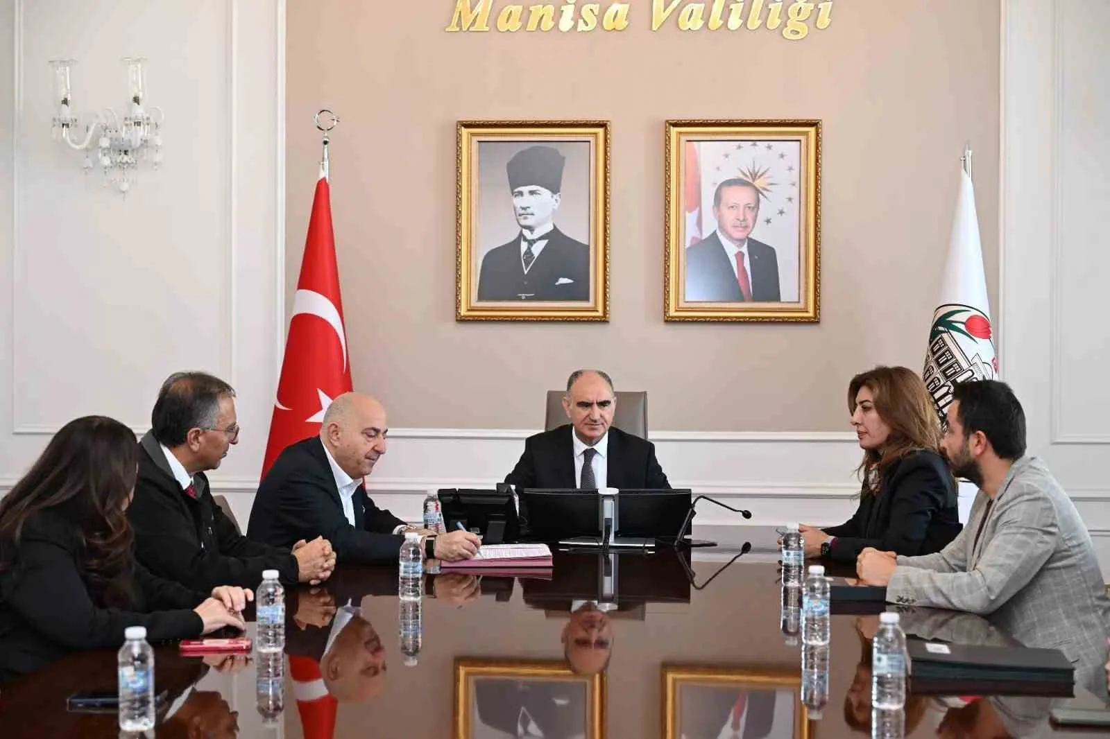 Manisa'da çocukların geleceği için el ele: İki yeni yuva kapılarını açıyor