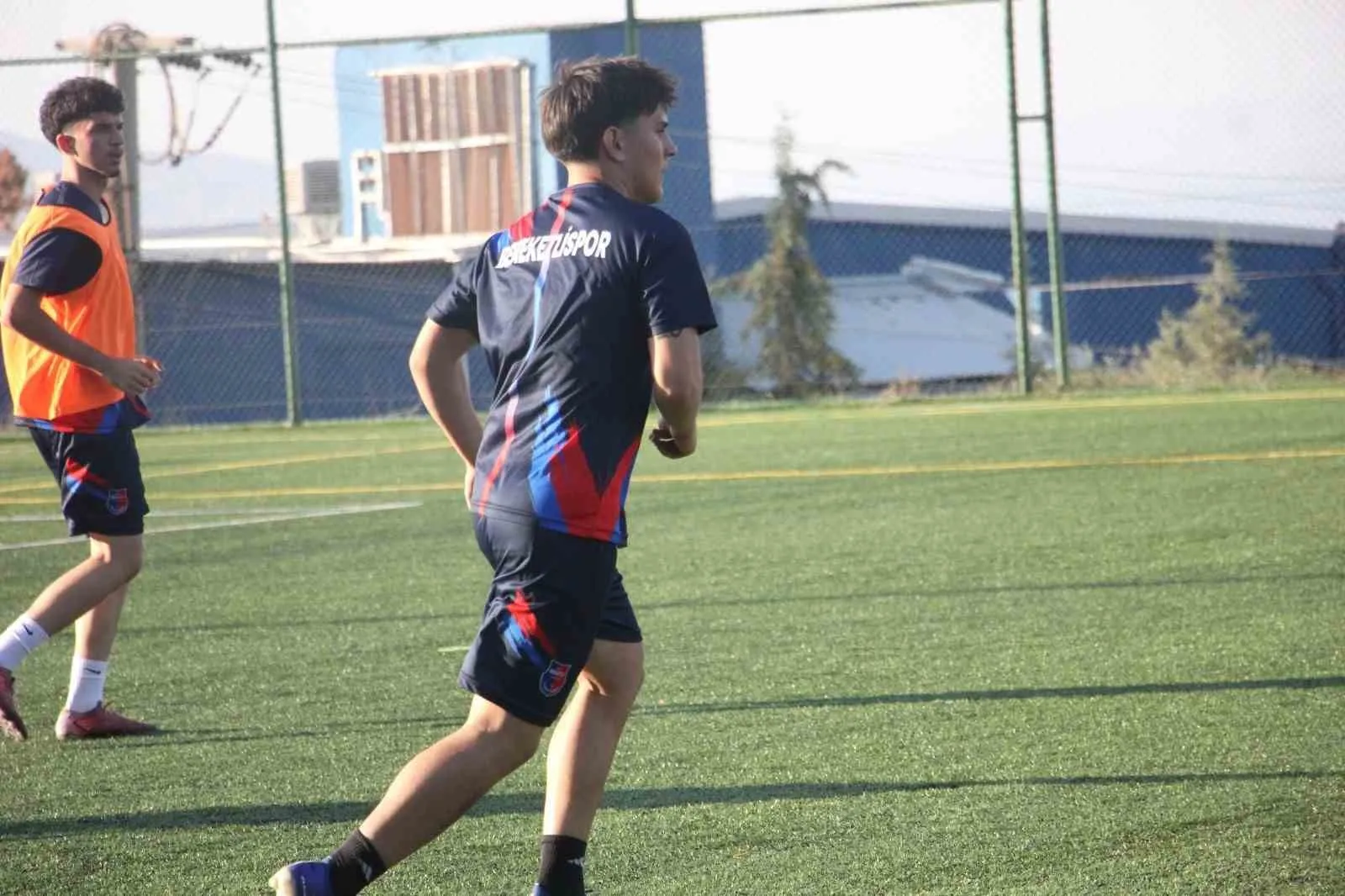 Bereketlispor’un genç yeteneği sahada devleşiyor: Hedef zirve