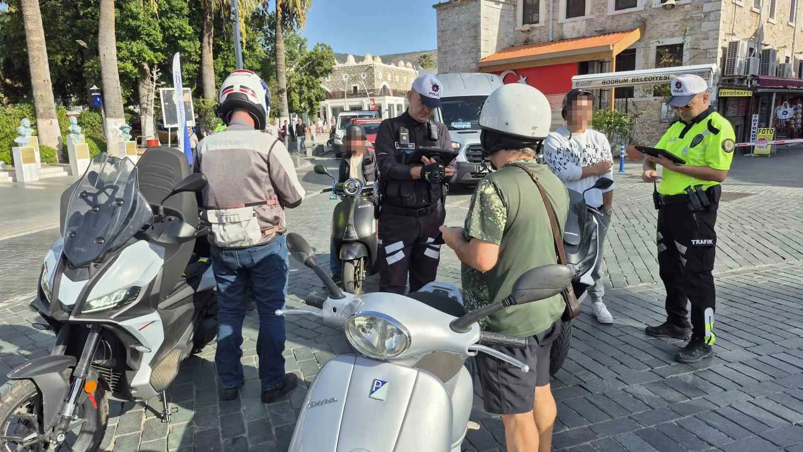 Bodrum’da motosikletlilere sıkı takip: 60 dakikada ağır bilanço