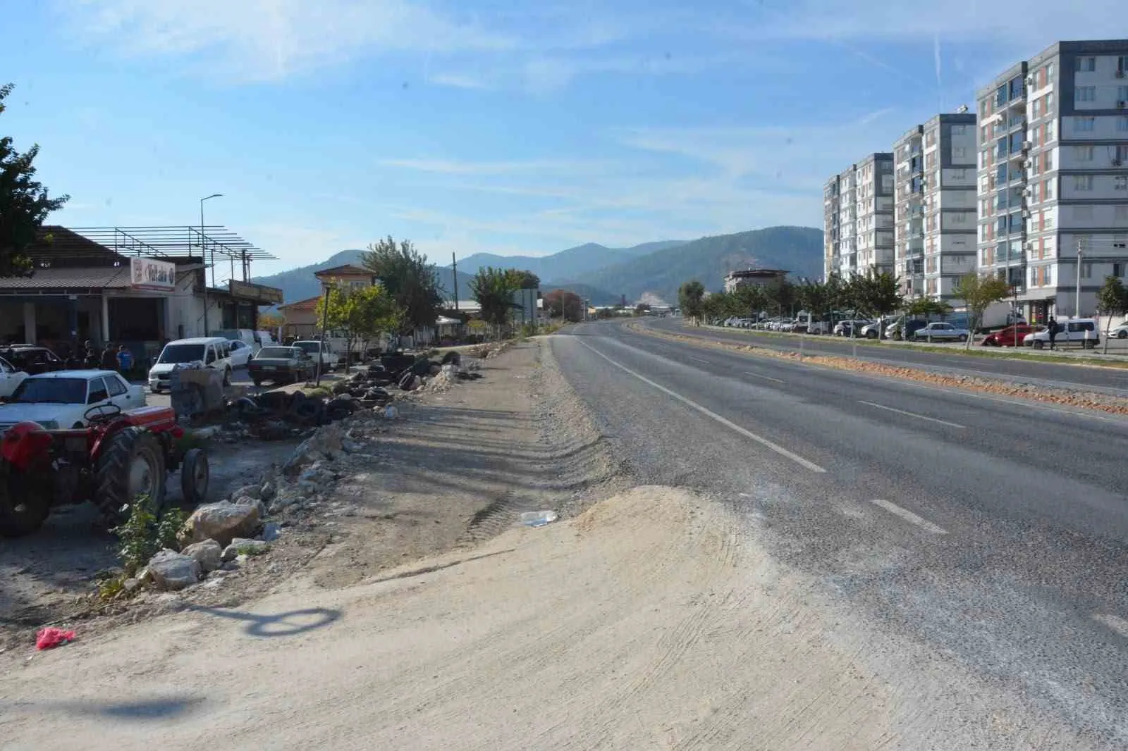 Ortaklar Sanayi Sitesi'nde yol endişesi: Esnafın gözü kulağı yapılacak kavşakta